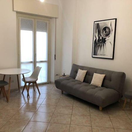 Casa Sir Oliver Apartment Bollate Exterior photo