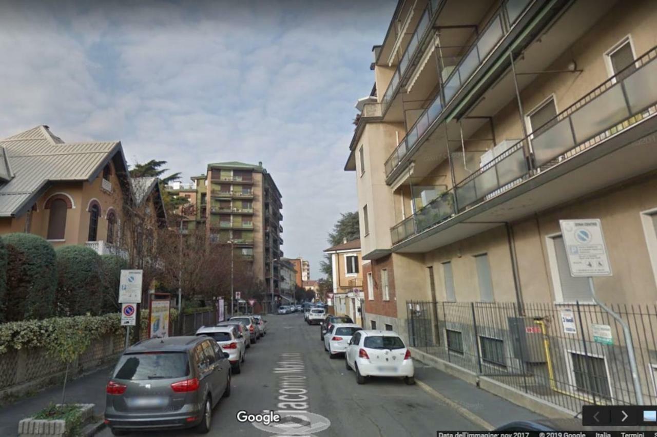 Casa Sir Oliver Apartment Bollate Exterior photo